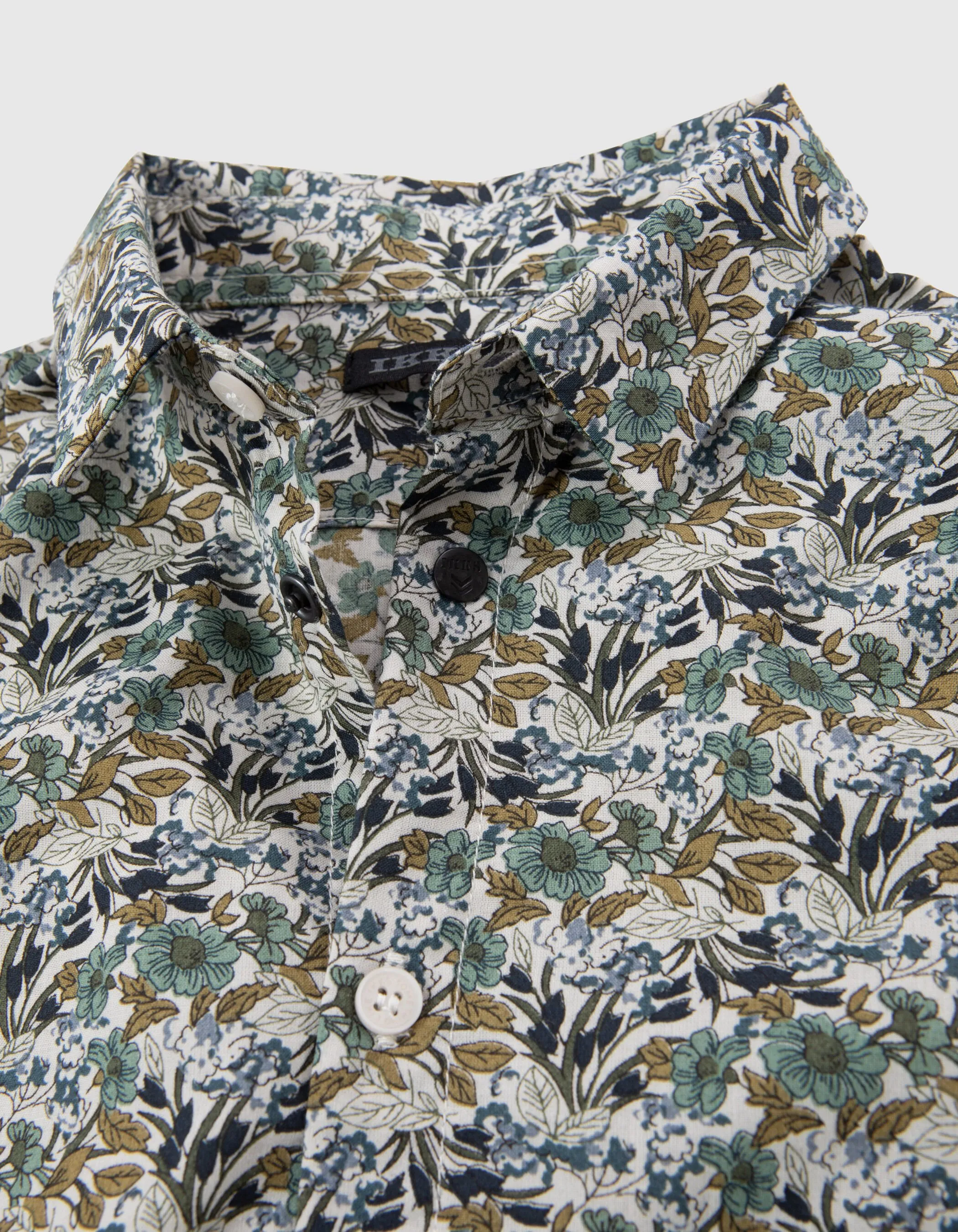 Chemise kaki imprimé fleurs vertes garçon