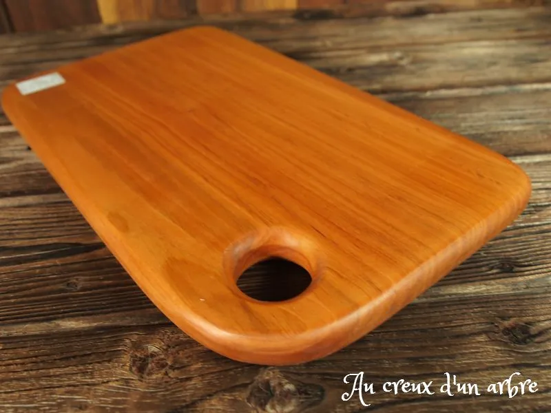 Planche à découper en merisier 